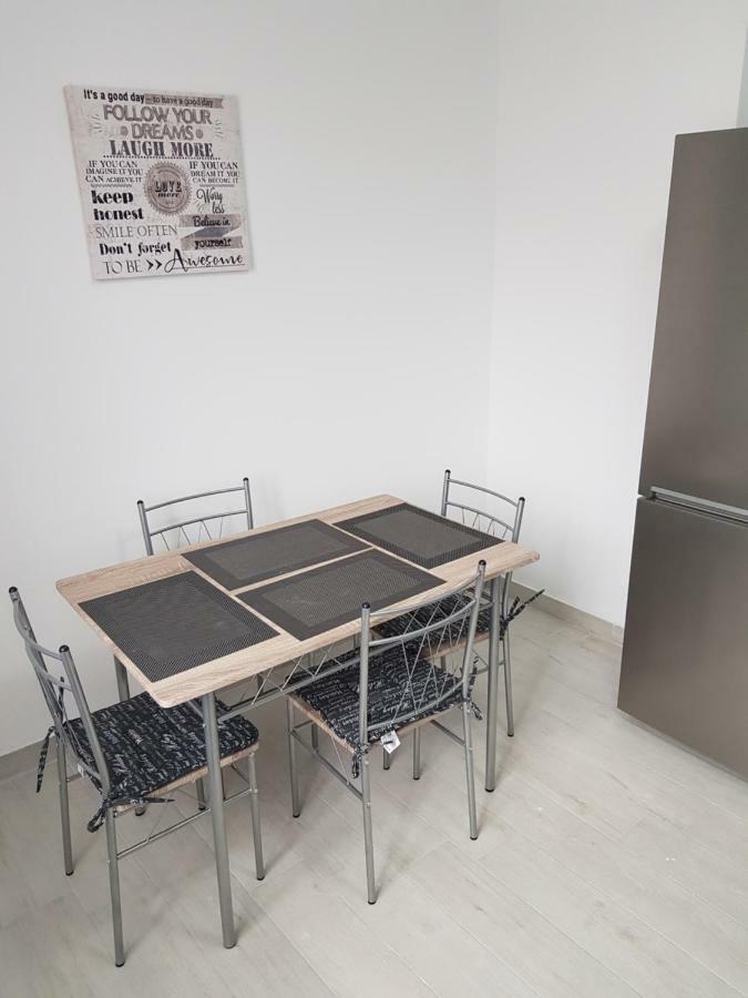 Apartament Flo Constanta Exterior photo